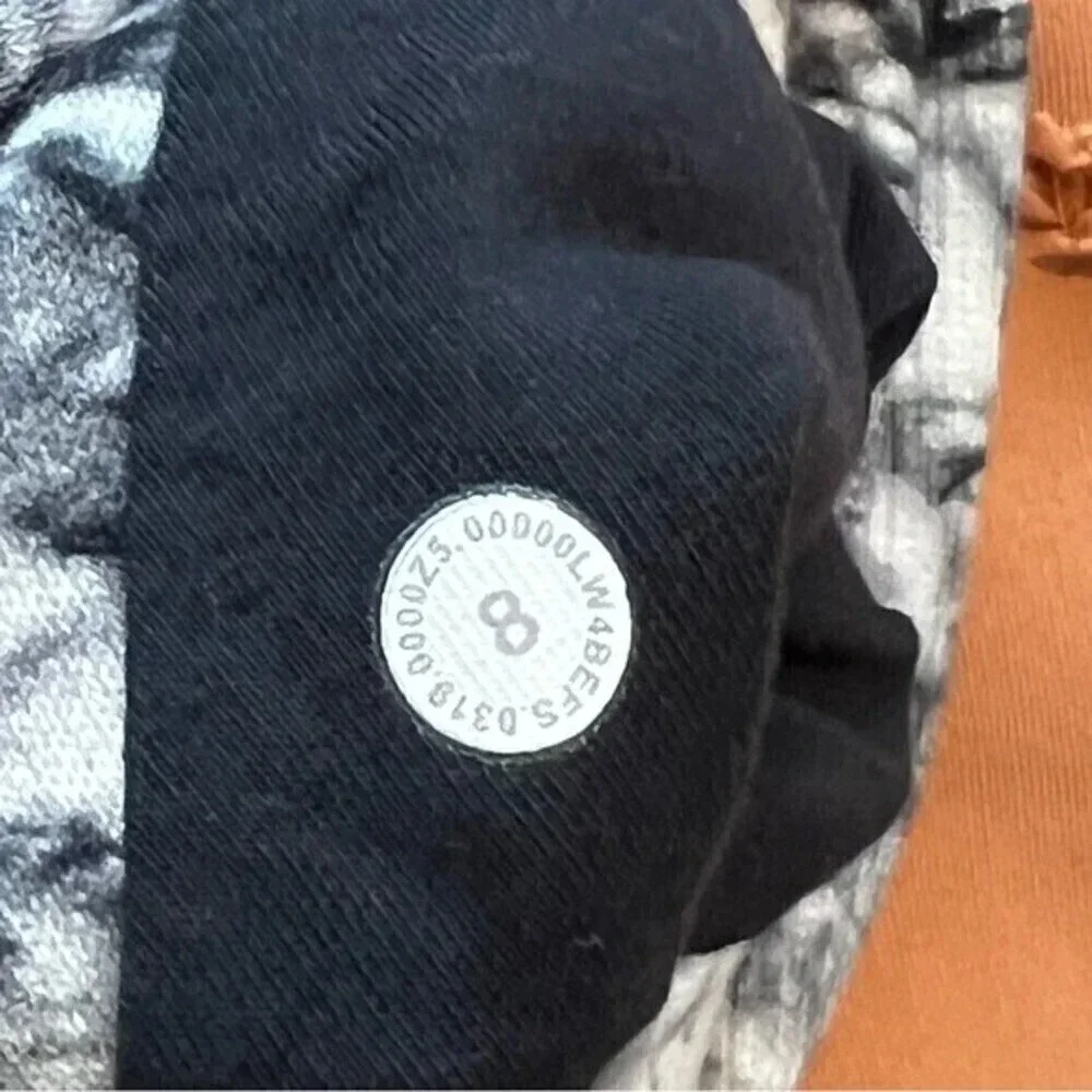 NWOT Lululemon Seawheeze Scuba Hoodie size 8